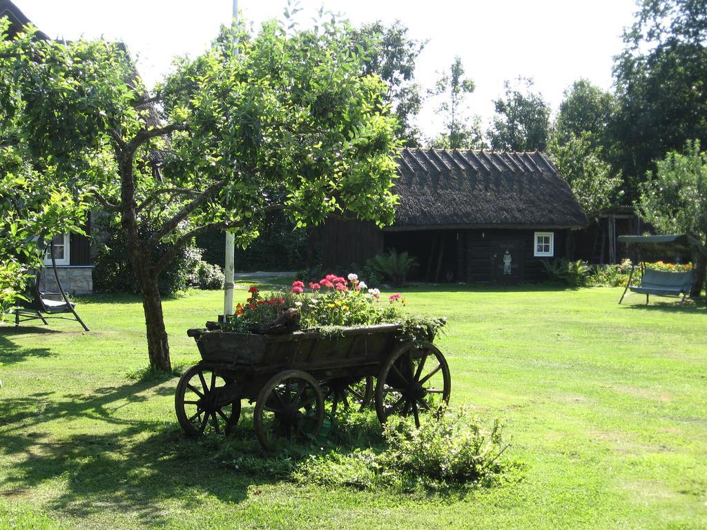 Jurna Recreation Farm Villa Upa Bagian luar foto